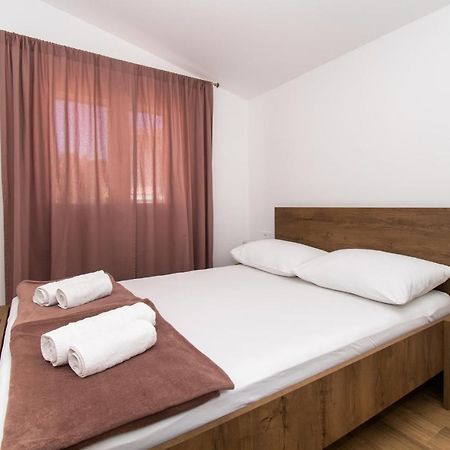 Apartmani Monika Žaborić Exterior foto