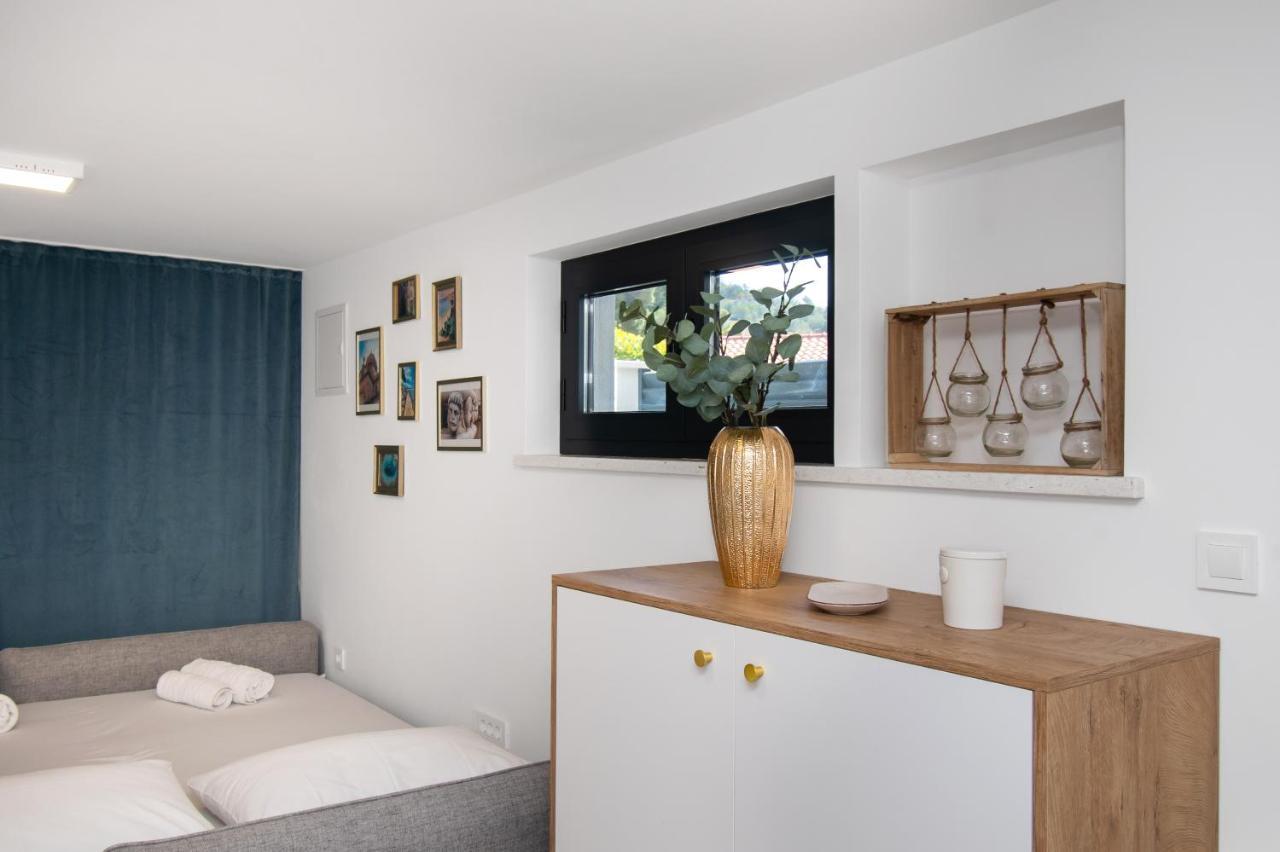 Apartmani Monika Žaborić Exterior foto