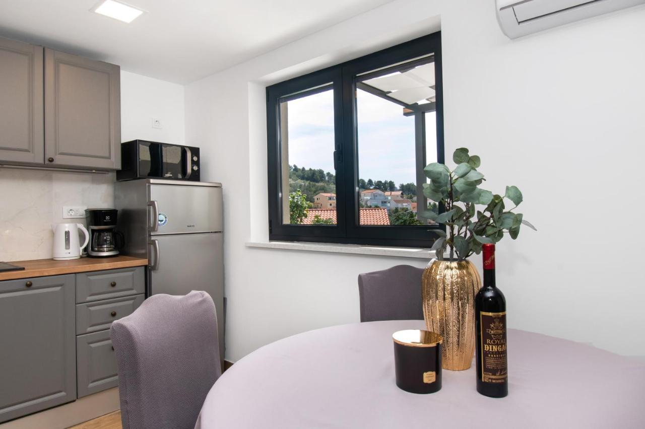 Apartmani Monika Žaborić Exterior foto