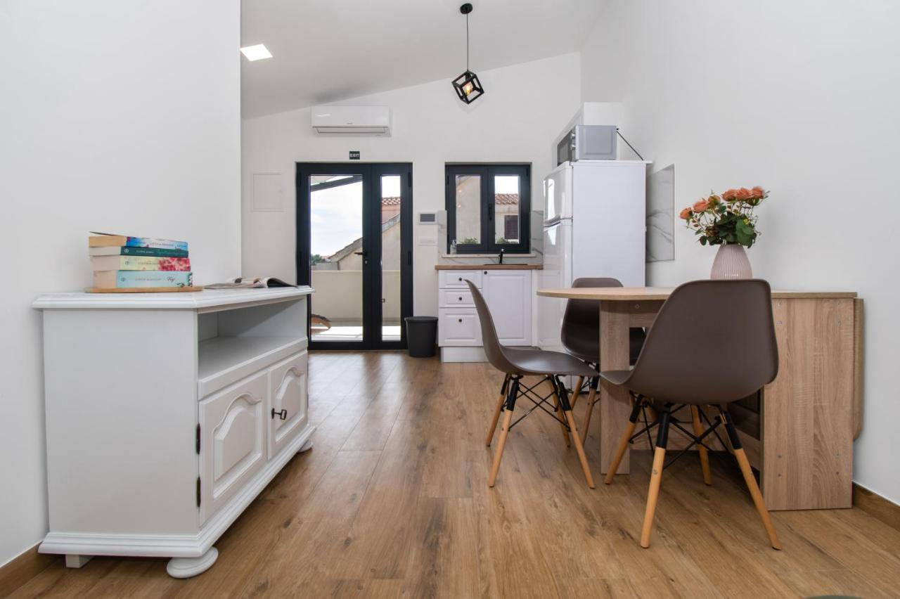 Apartmani Monika Žaborić Exterior foto