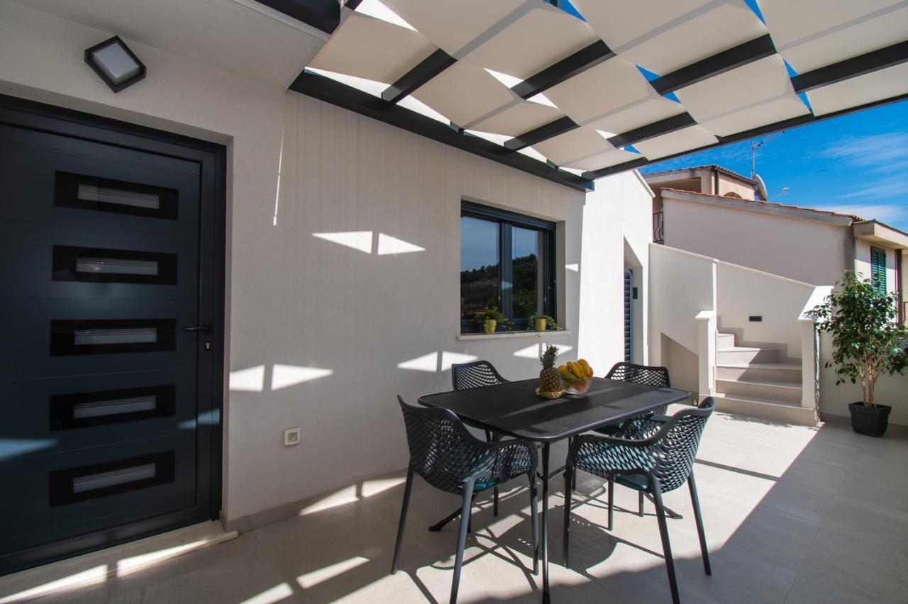 Apartmani Monika Žaborić Exterior foto